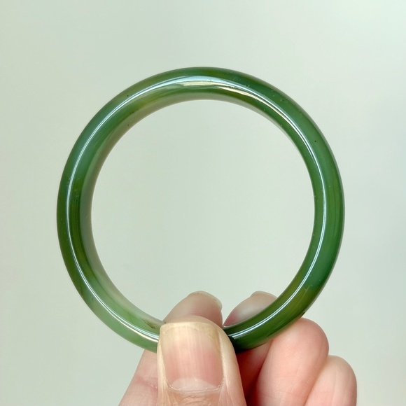 52mm Natural Green Banded Agate Round Bangle BA121 - Picture 8 of 10